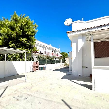 Villa Singola Amanda - 500M Dal Mare Пулзано Екстериор снимка