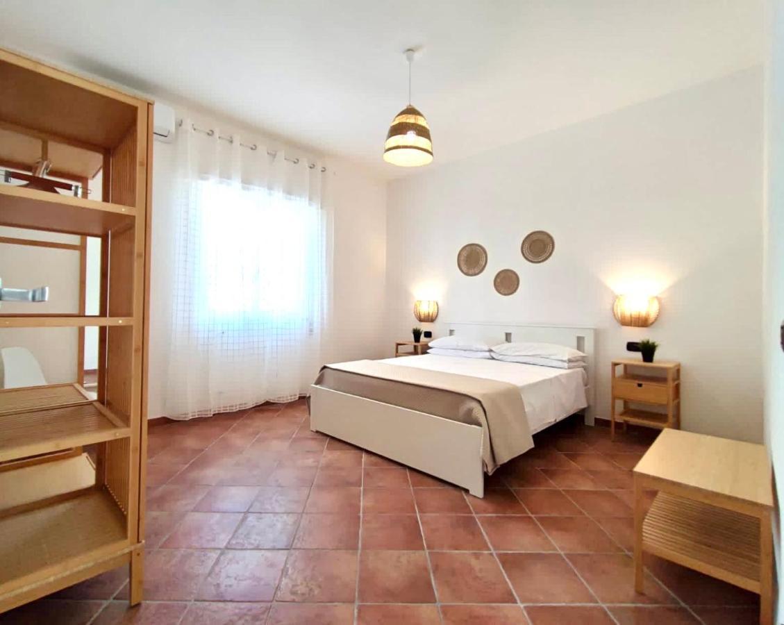 Villa Singola Amanda - 500M Dal Mare Пулзано Екстериор снимка