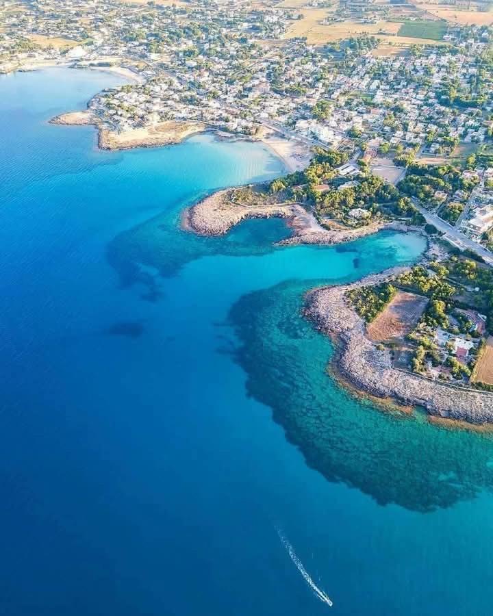 Villa Singola Amanda - 500M Dal Mare Пулзано Екстериор снимка